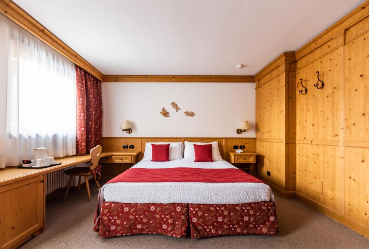 Hotel Antares Σέλβα ντι Βαλ Γκαρντένα Εξωτερικό φωτογραφία