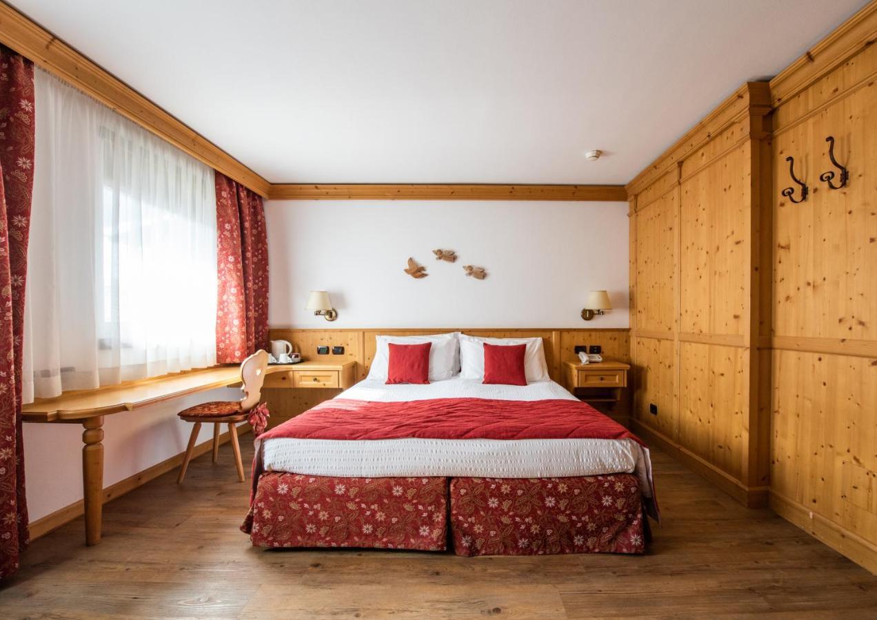 Hotel Antares Σέλβα ντι Βαλ Γκαρντένα Εξωτερικό φωτογραφία